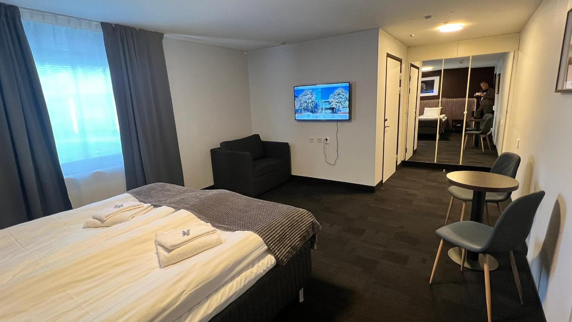Kompassen Enköping Екстериор снимка